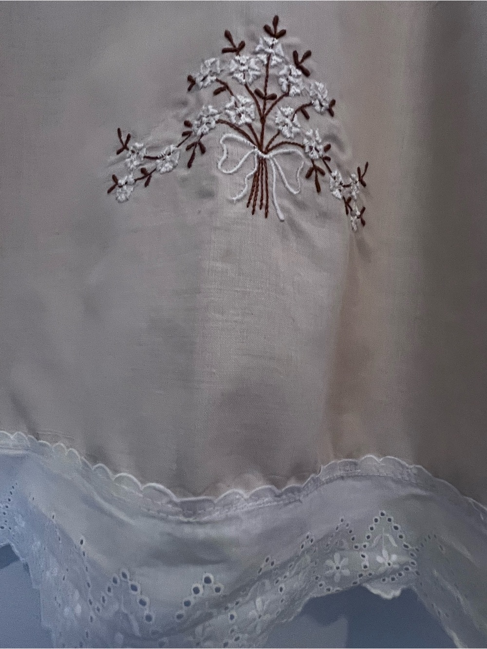 🌻-five-stitched by tina
Handmade Beige Embroidered Women's Top - Picture 2 of 2